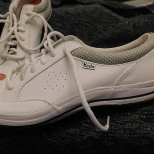 keds 9 med leather sneakers
